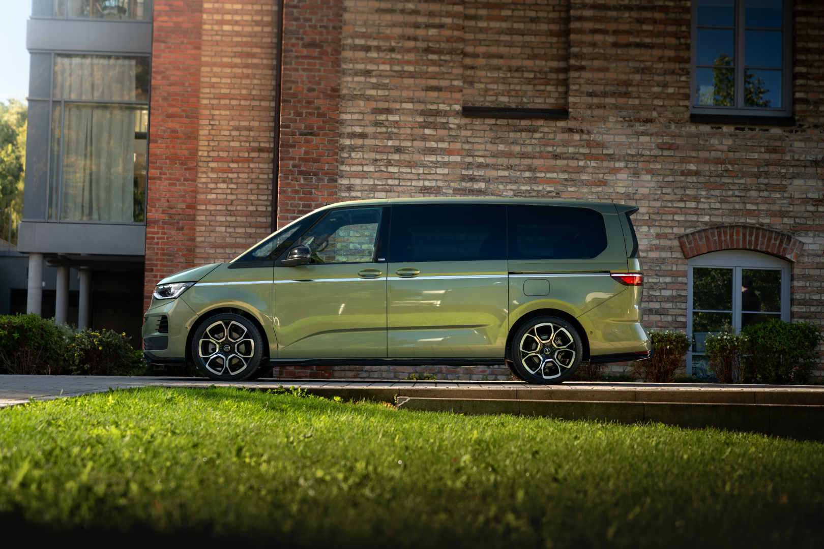 SMALL_ABT-VW-Mulitvan-18